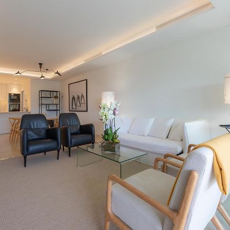 Lujoso Apartamento Con Piscina En Paseo Maritimo Marbella Luaran gambar